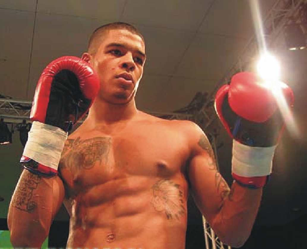 Újabb gyors KO-val hizlalta tovább bokszmérlegért Tyrone Spong (videó)