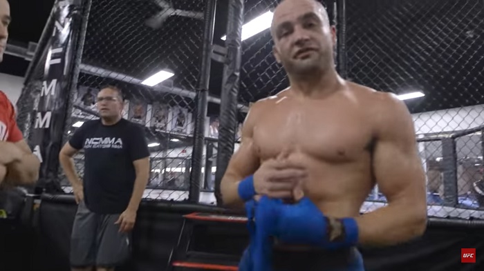 Ez a kétségbeesés jele – UFC 205: Embedded, első epizód