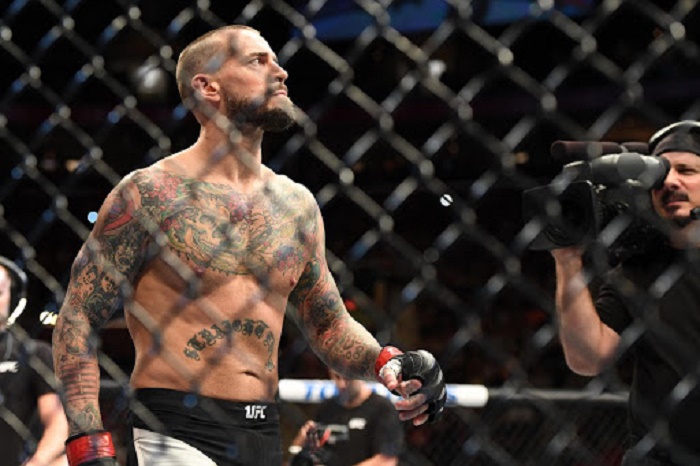 CM Punk úgy véli, küzd még a UFC-ben
