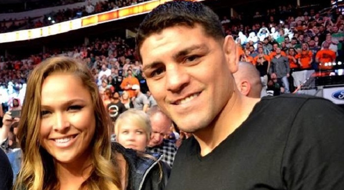 Nick Diazt Ronda Rousey vitte bele a piálásba, Nate meg igazából füvezett azon a sajtótájékoztatón