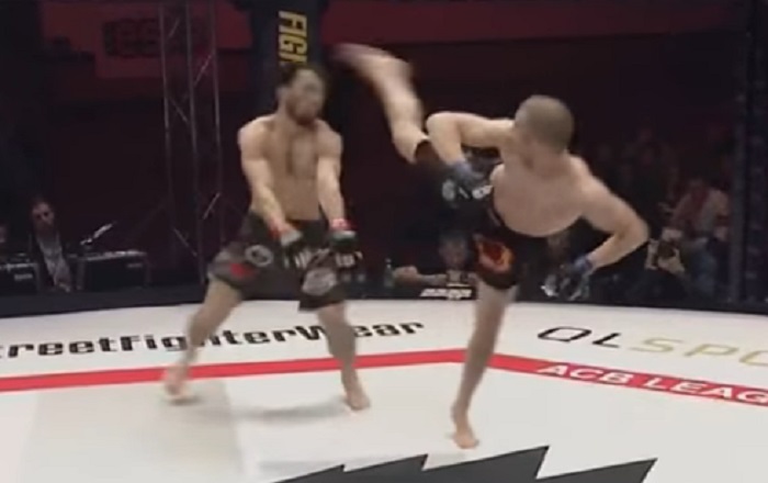 Máris itt az év egyik legszebb KO-ja: forduló rúgás fejre, tökéletesen (videó)