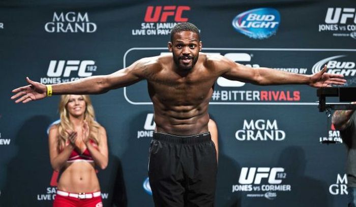 Jon Jones: hagyom, hogy DC kiélvezze az utolsó pillanatait az övvel