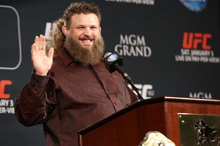 Roy Nelson átigazolt a Bellatorhoz