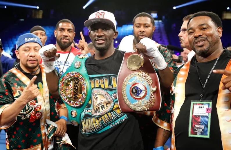 Terence Crawford durva dominanciával egyesített minden címet 140 fonton