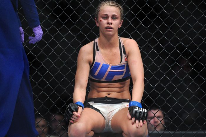 VanZant lesérült, oda a UFC 216-os meccse