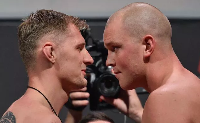 UFC Rotterdam: Bemértek a killer zsiráfetetők az esti gálára (videó)