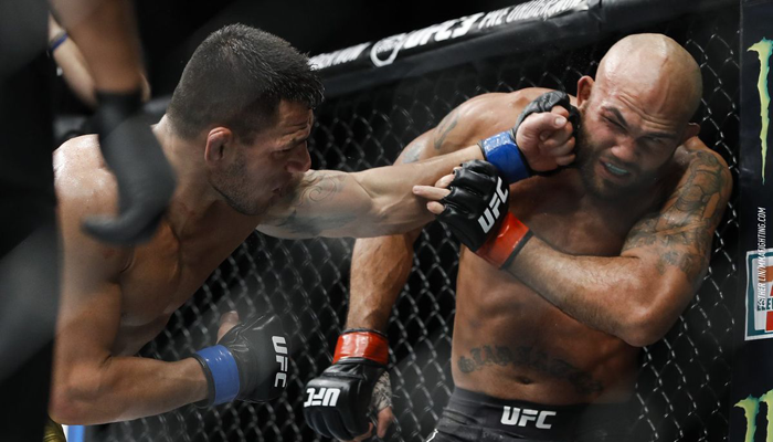 Minden létező dolog szétszakadt Robbie Lawler térdében RDA ellen