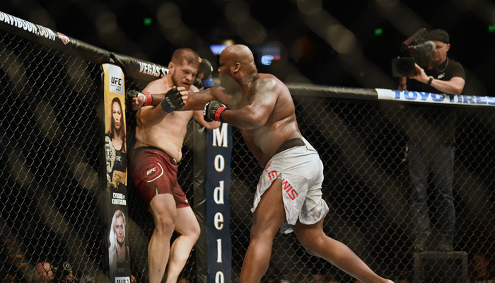 Derrick Lewis hősies küzdelemmel múlta felül Marcin Tyburát