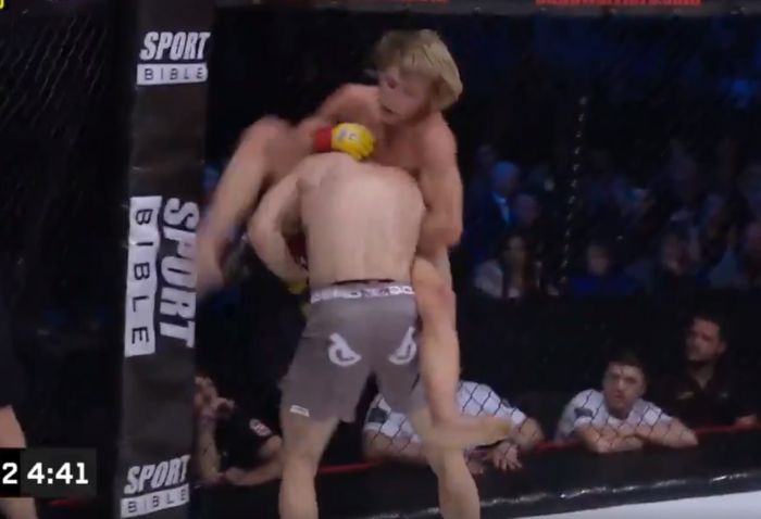 A UFC on Fox 28 miatt majdnem lemaradtunk a hétvége legtechnikásabb kivégzéséről