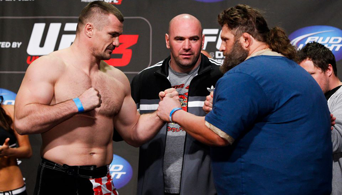 Cseszegetik a Bellatort, hogy az eltiltás alatt álló Cro Copot egy trükkel sikerül harcoltatniuk