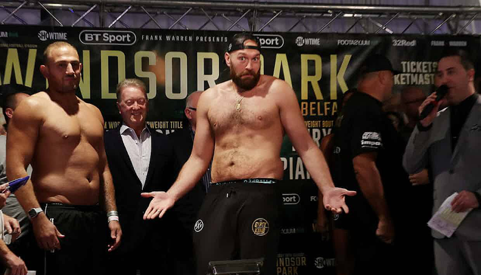 Deontay Wilder befutott és csinált egy kis cirkuszt Tyson Fury mérlegelésén! Este meccs! Videóval!