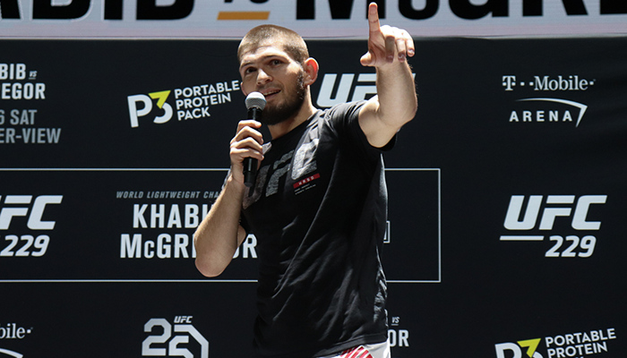 Kifújolták Khabib Nurmagomedovot a tegnapi nyitott edzésen, de a dagesztáni kegyetlenül visszavágott!