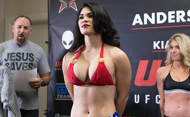 Súlyos sérüléseket szenvedett, minden bizonnyal ”családon belüli erőszak” áldozatául esett Rachel Ostovich.