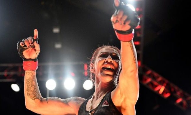 Cris Cyborg marha pipa, amiért máshol kell harcolnia a UFC 232-n
