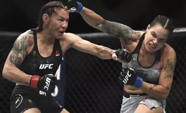 Szuperlassításban a UFC 232