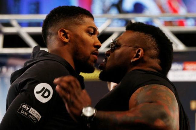 Anthony Joshuán múlt, hogy ebből a farkasszemnézésből nem lett verekedés