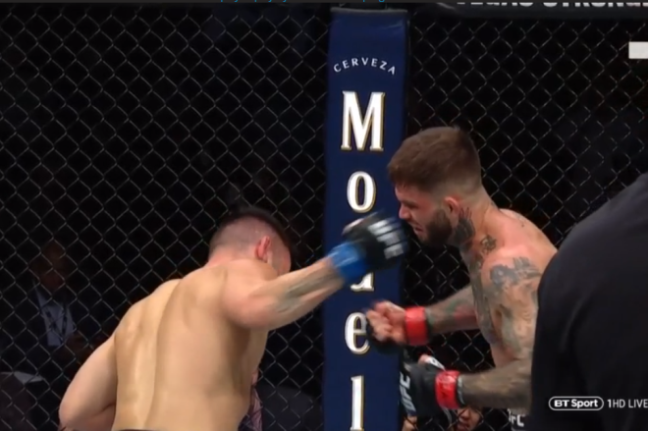 Óriási meglepetés: Pedro Munhoz kiütötte Cody Garbrandt-ot!