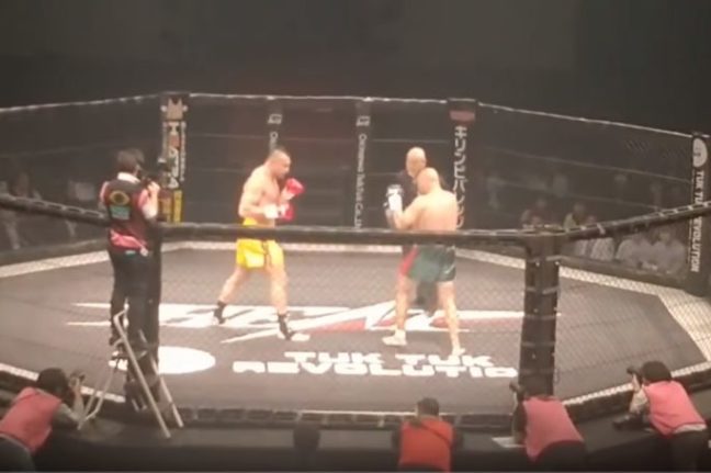 Majdnem kihagytuk: Jerome Le Banner visszatért a ringbe, és idő előtt nyert (videó)