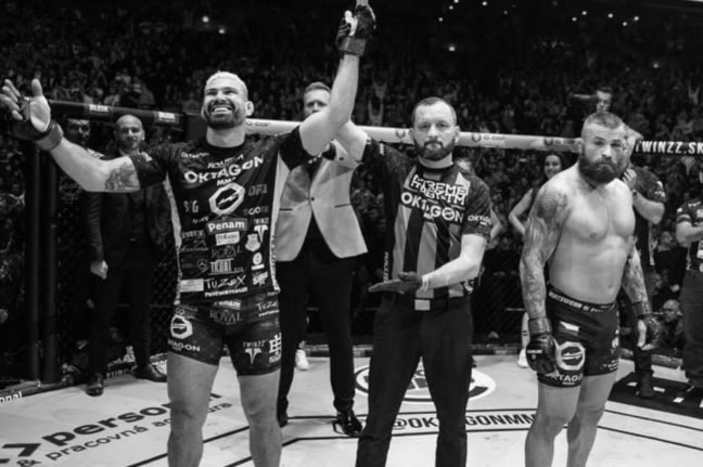 Pumukli kicsapta a Terminátort!