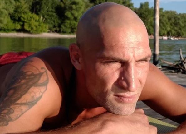 Dietz Gusztáv kihívta egy meccsre az exkatonát, aki brutálisan megverte Orosz Bernadett-et