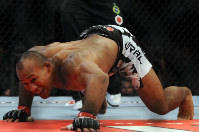 Jacare Souza vs. Uriah Hall – szóban megegyezve