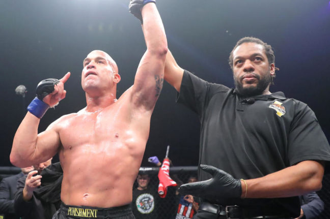 Jóváírták Tito Ortiz győzelmét 