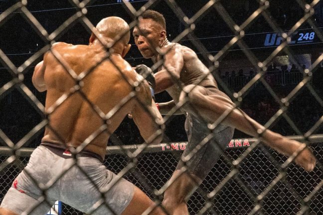 Israel Adesanya szerint Yoel Romero miatt lett bűnrossz a UFC 248 főmeccse