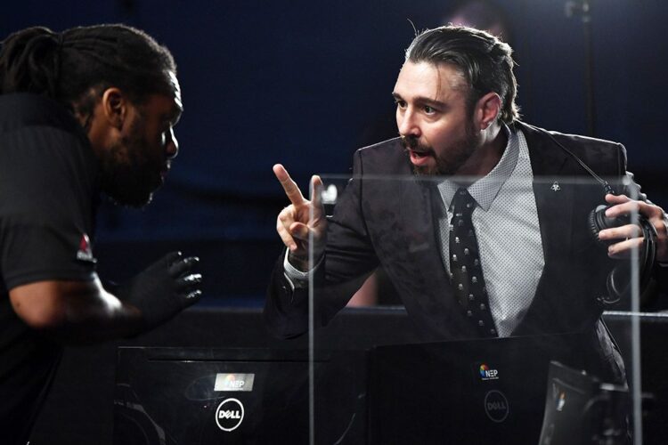 Dan Hardy vs. Herb Dean, avagy céges botrány a UFC-n belül