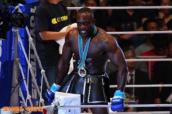 A legendás Melvin Manhoef ellen debütál Corey Anderson a Bellatorban