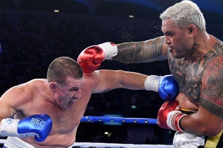 Kipontozta Mark Hunt-ot, majd kihívta Robert Whittaker-t Paul Gallen