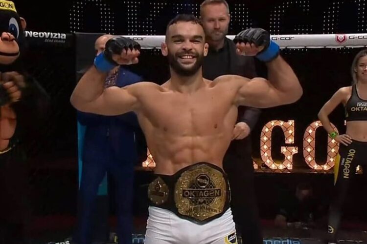 Buki első menetes fojtással lett bajnok az Oktagonnál!