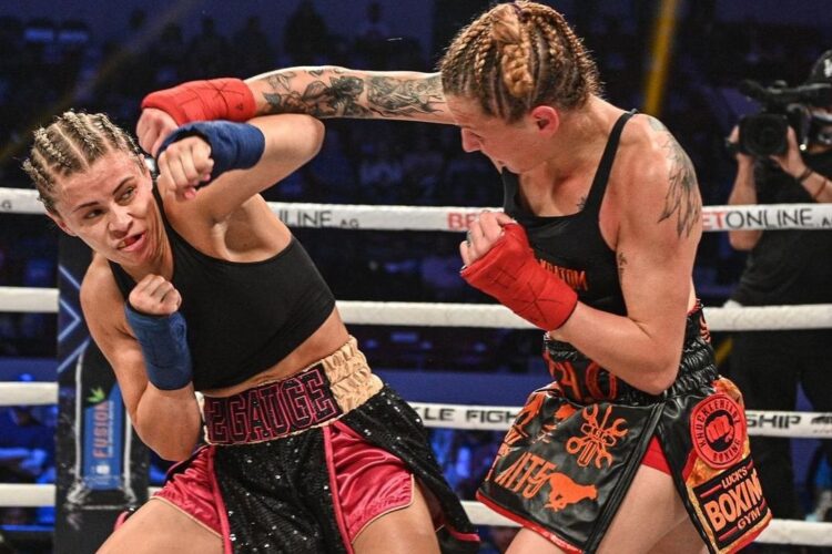 Kikapott a BKFC-ben Paige VanZant