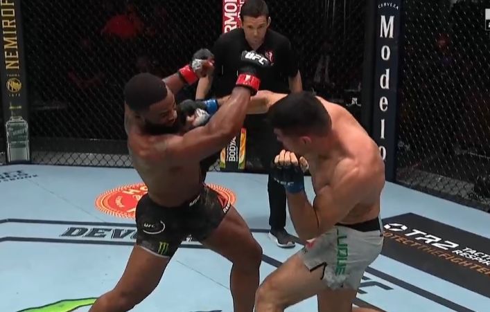 Vicente Luque az elsőben lekopogtatta Tyron Woodley-t!