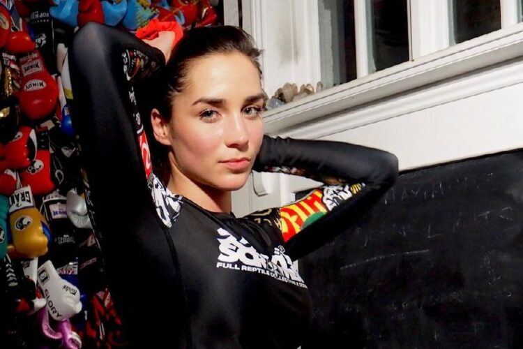 Ki a legszebb női bunyós a UFC-ben?