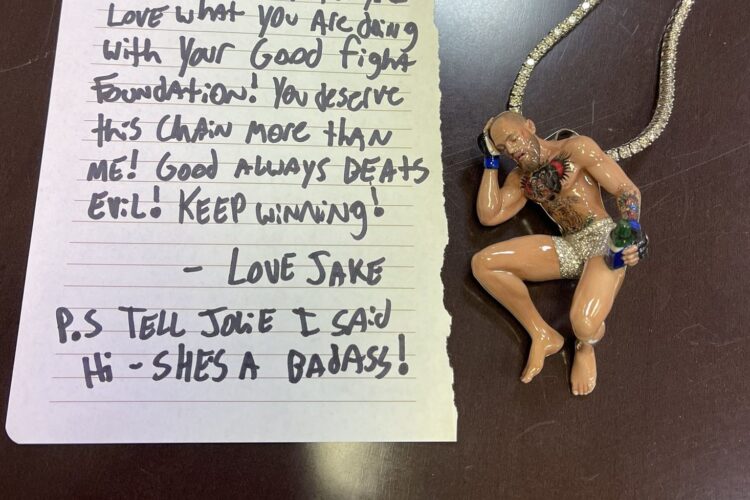 Jake Paul 100.000 dolláros Álmos McGregor bábut küldött Dustin Poiriernek