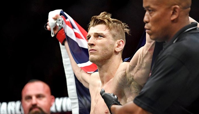 Dan Hooker bejelentette, visszatér könnyűsúlyba!