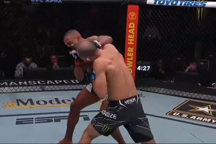 TKO-zta Barbozát, új pehelysúlyú contendere lett a UFC-nek!