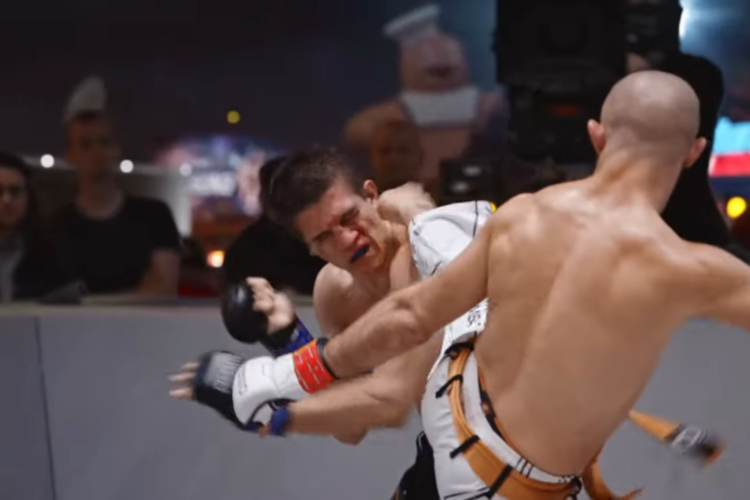Videó: így védte meg címét az MMA-ban is jártas Karate Combat bajnok