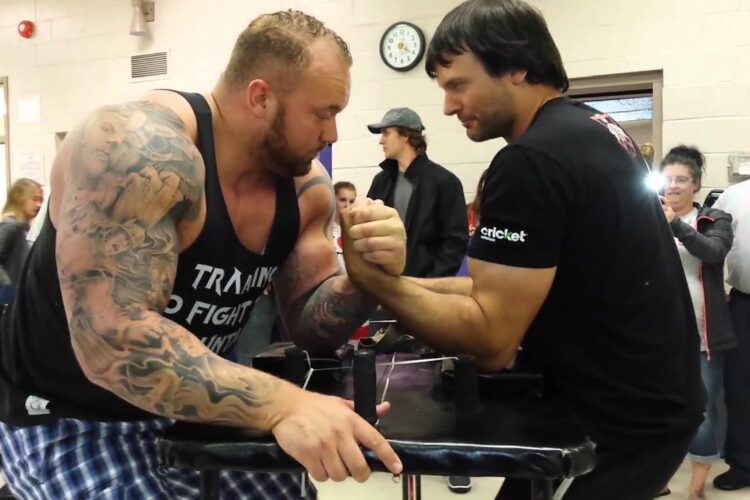 BREAKING: Eddie Hall helyett Devon Larratt bokszol Thor-ral!!!