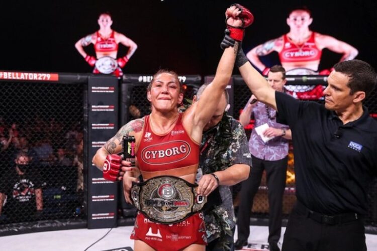 Cris Cyborg véresre verte ellenfelét, majd bejelentette, szeretne egy superfightot bokszban