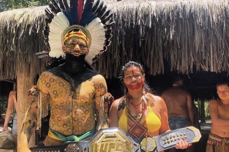 Poatan elvitte a UFC bajnoki övet a bennszülött törzséhez