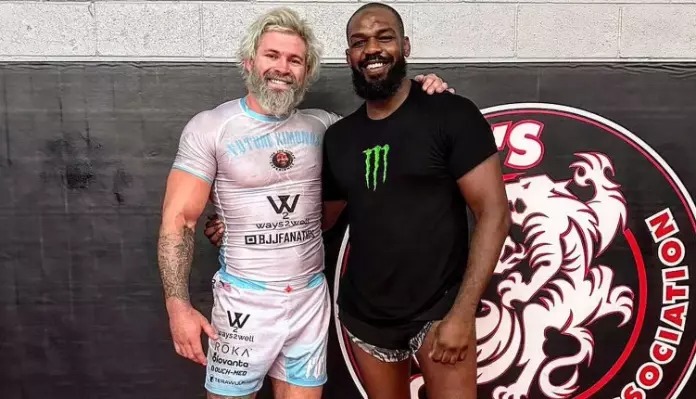 Jon Jones szeretne lenni az első, aki szubolja Miocicot, összeállt a grappling legendával, Gordon Ryannel