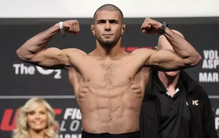 Muhammad Mokaev ingyen bunyózna a UFC-nek, csak hogy Dana White visszafogadja