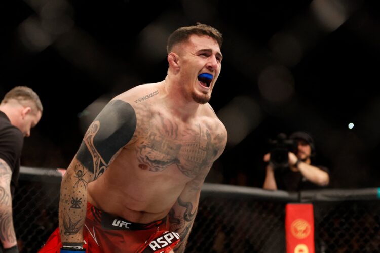 A UFC felkérte Tom Aspinallt, hogy legyen a beugróember Stipe vagy Jones helyére