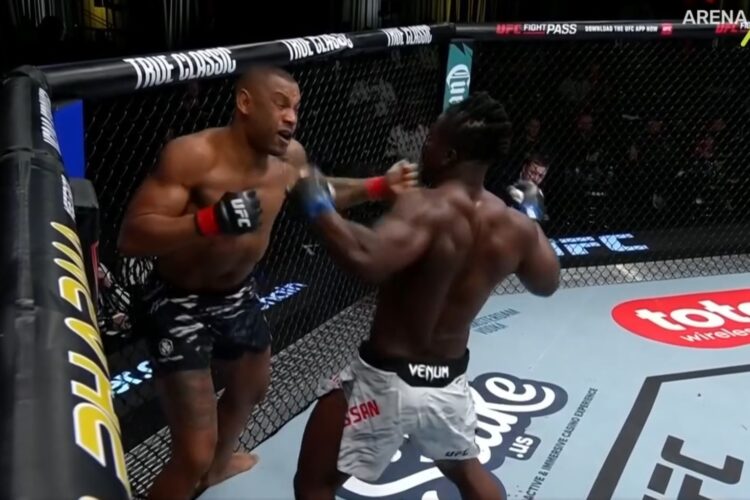 Már meg is született év KO-ja Cesar Almeida által?