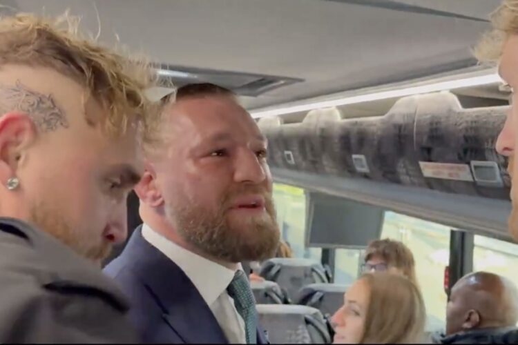 Conor McGregor kemény trash talkot nyomott a buszon a Paul fivéreknek