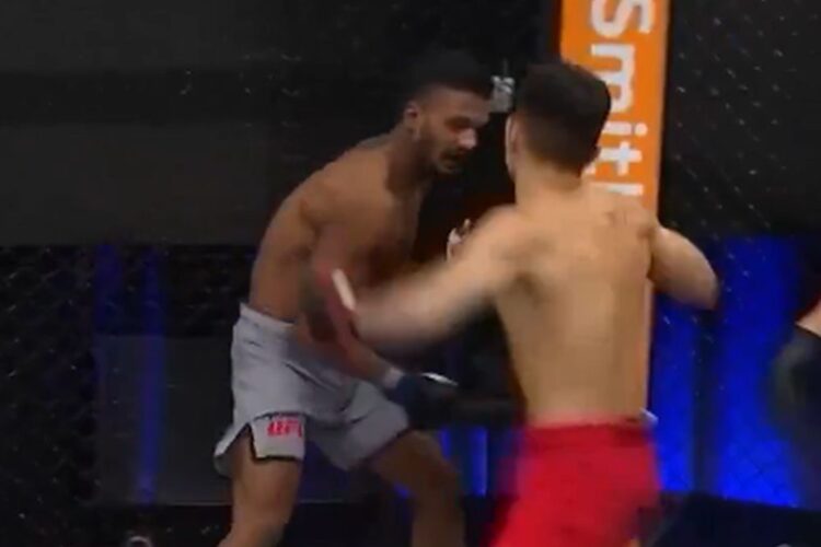Brutálisan kiütötték India nagy reménységét a Road to UFC-ben