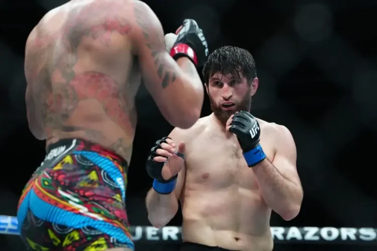 Ali Abdelaziz szerint Ankalaevnek nem kellett volna harcolnia a UFC 320-on