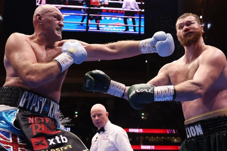 Tyson Fury visszatért, felmosta a padlót Makhmudovval, kihívta Anthony Joshuát