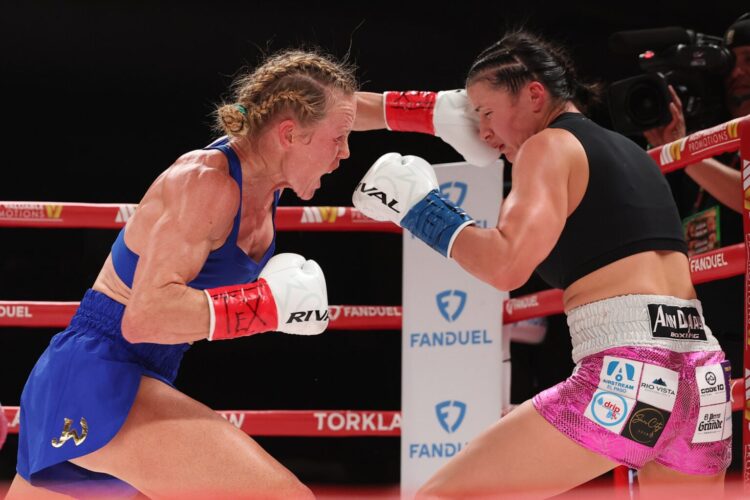 Holly Holm kifakadt, miután elrabolták tőle a világbajnoki címet a Stephanie Han elleni visszavágón